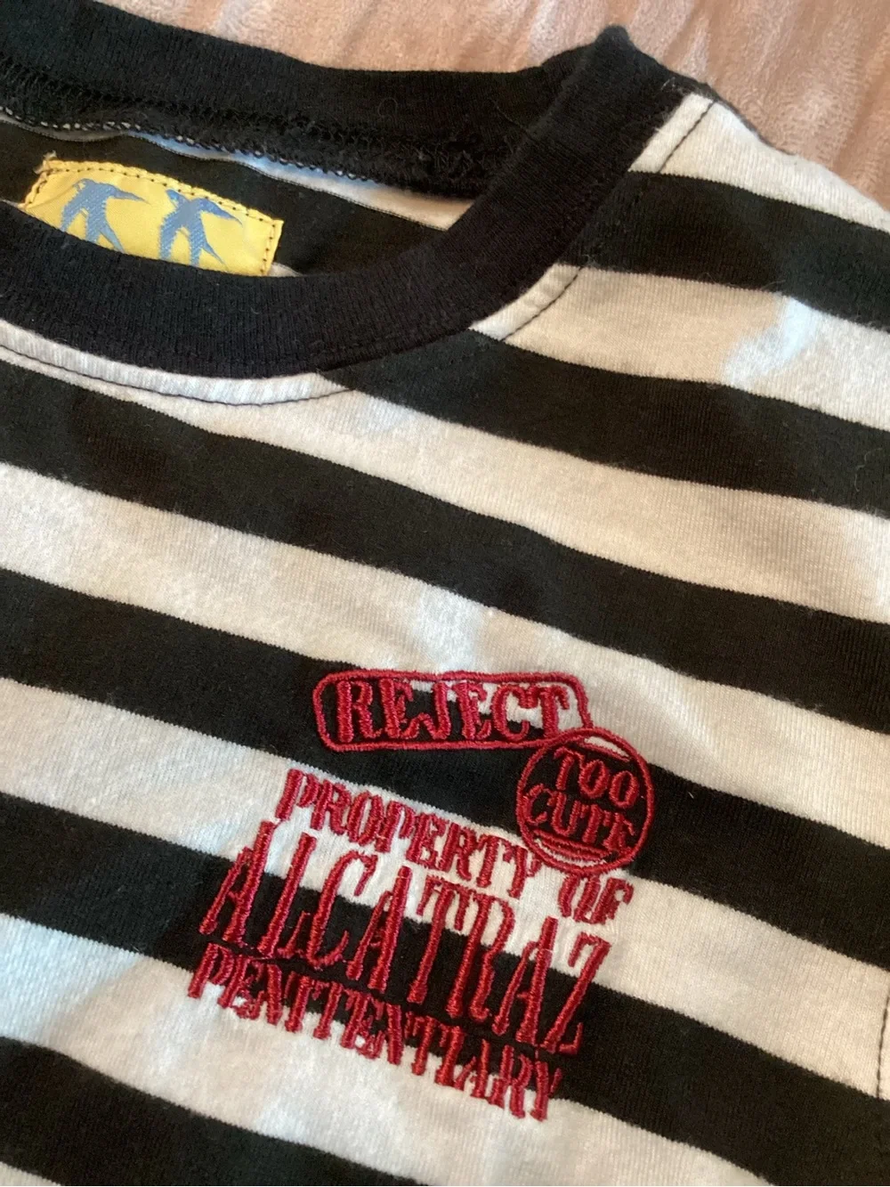 Kids Alcatraz Prisoner Striped Halloween Costume Set/Pajamas - small